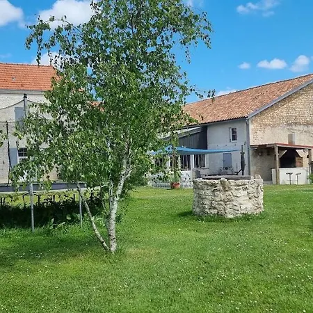 Casa vacanze La Ferme Des Augustines Belluire